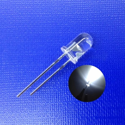 5mm 9000K COLOR BLANCO SUPER BRILHO 22000MCD LENSA RONDO CLEAR fio de ligação de ouro para luz de trânsito